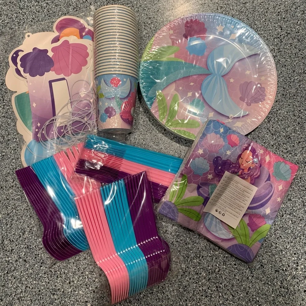 145 Pc Mermaid Birthday Party Supplies with Banner, 24 Serves Tableware Set, New